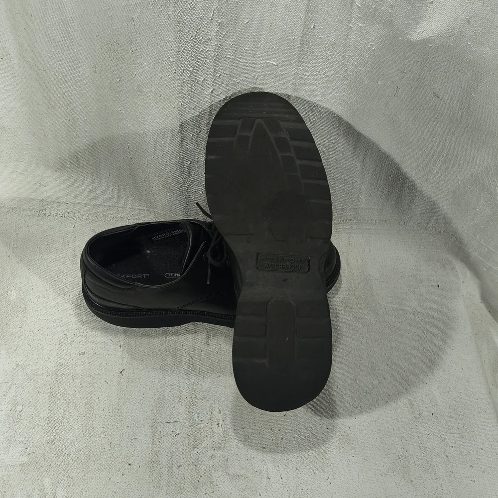 Rockport Men's Size 9.5 Black Hydro shield Water Proof Lace Up Leather Oxfords